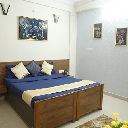 Sandalwood Vibes Bhopal Exterior photo