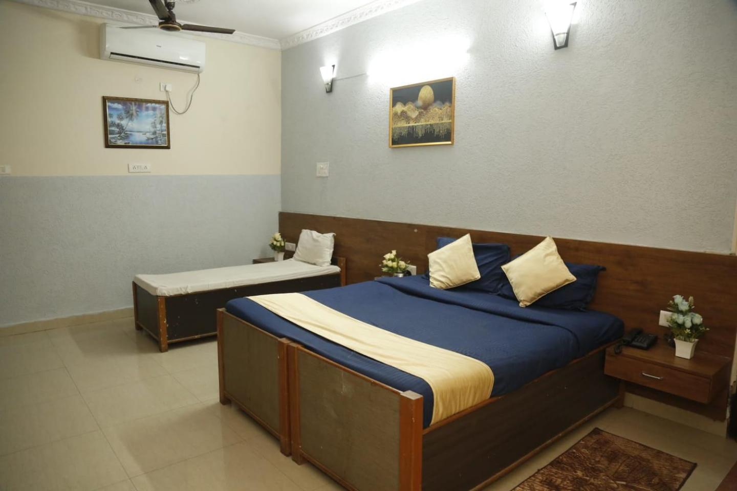 Sandalwood Vibes Bhopal Exterior photo